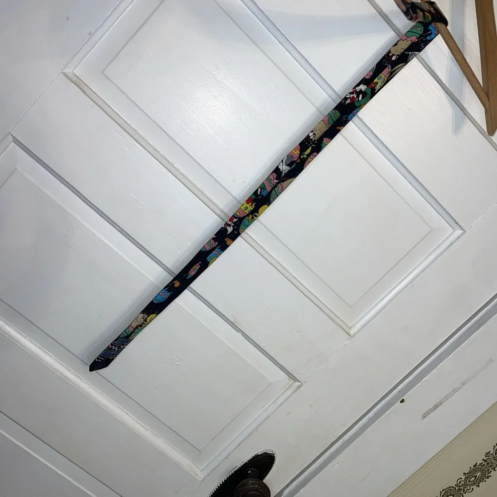 Looney Tunes Mania Tie‎ | 1994 Easter Eggs Filled with Characters on Black Tie